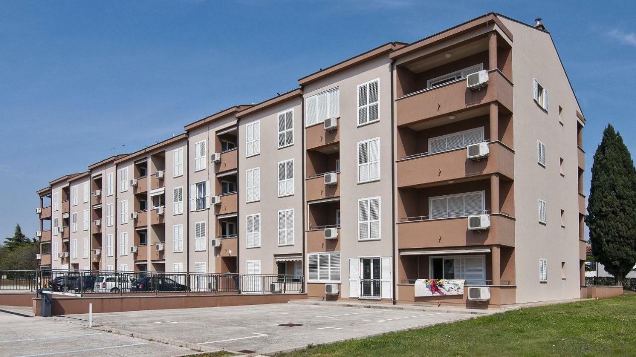 Pr Apartment Fazana Fažana Exterior foto